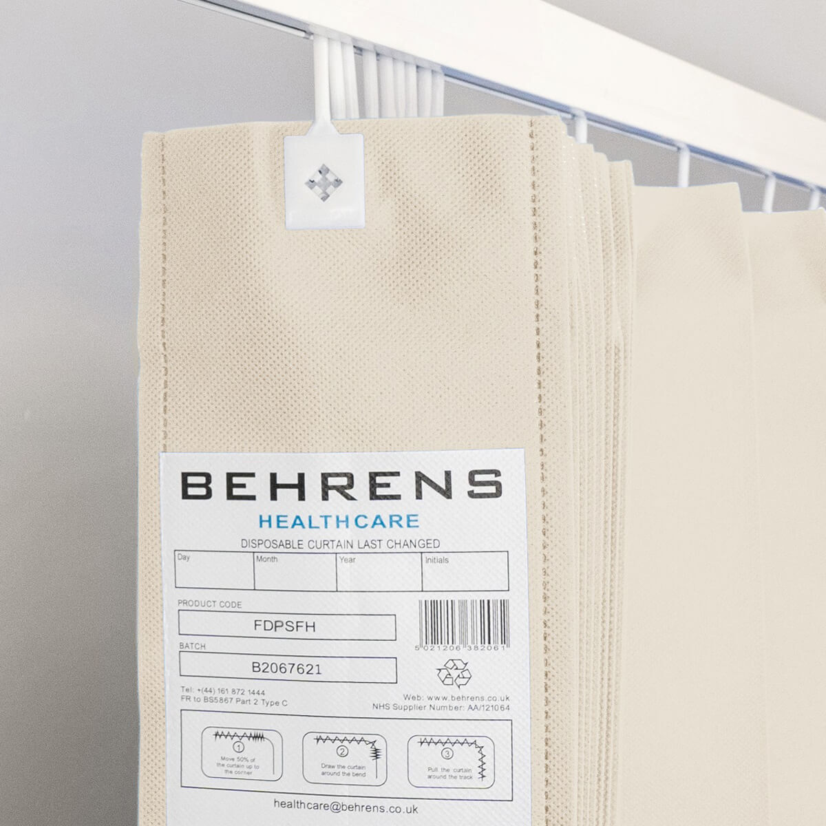 Disposable Curtain Putty Small Fixed Hook (750x200cm) Disposable Curtain Putty Small Fixed Hook (750x200cm)