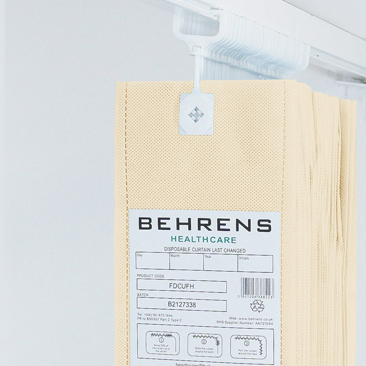 Disposable Curtain Cream U Fixed Hook (375x200cm) Disposable Curtain Cream U Fixed Hook (375x200cm)